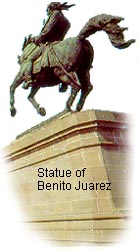 statue.jpg (14854 bytes)